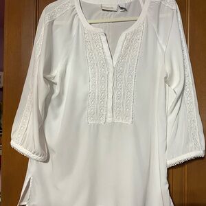 CHICO’S Women's White Embroidered Top